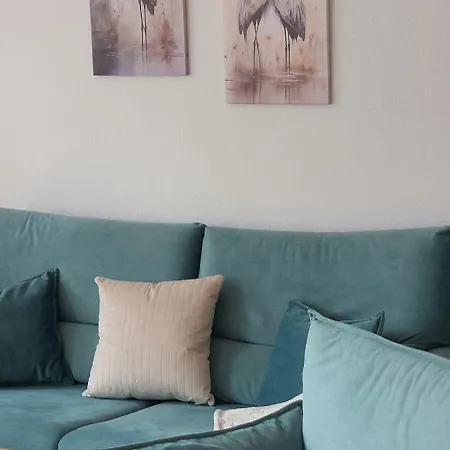 Kranich - Mit Terrasse Dewichow